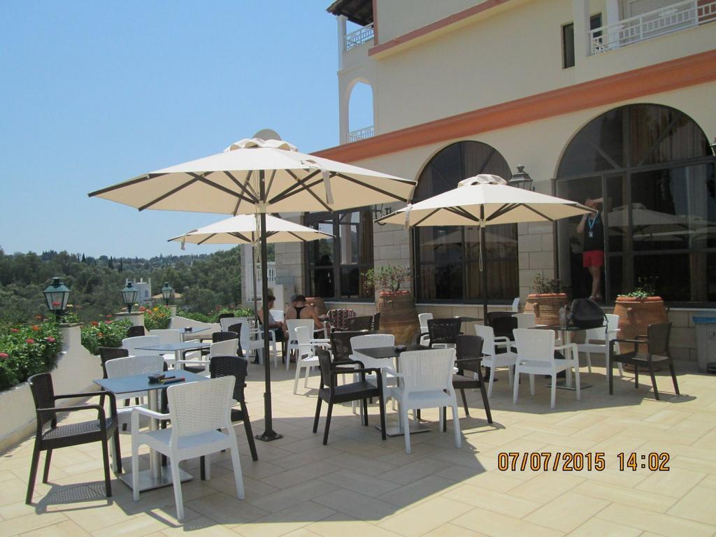 Jason Hotel Ipsos Bagian luar foto