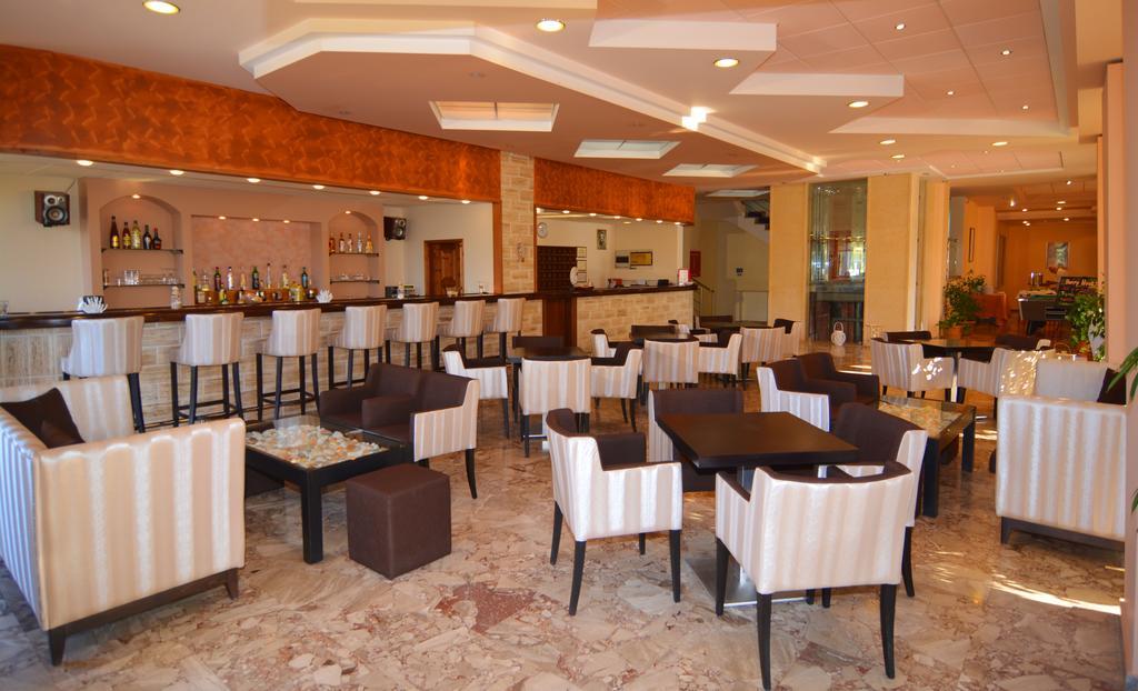 Jason Hotel Ipsos Bagian luar foto