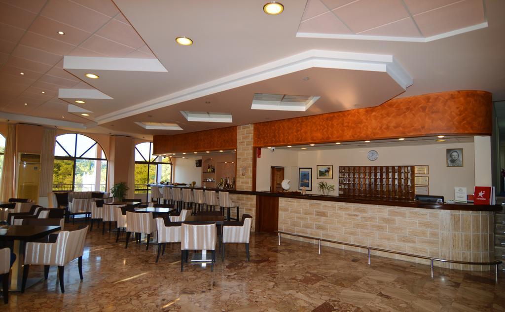 Jason Hotel Ipsos Bagian luar foto